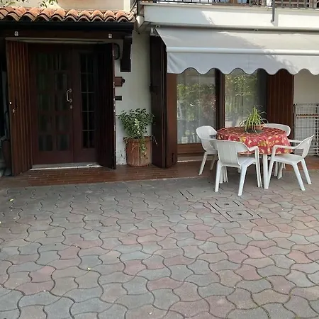 Apartment Miniappartamento Il Gelsomino *